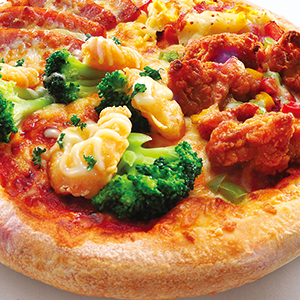 素材の旨味を活かしたオリジナルピザは「美味しい！」と評判です。